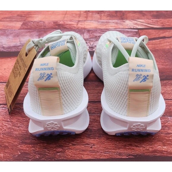 Nike Interact Run Women's Size 8.5 Light Bone New In Box - Picture 4 of 7